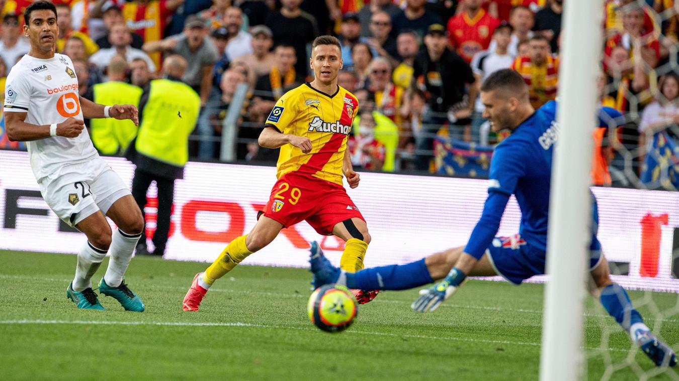 Frankowski prolane au RC Lens jusqu'en 2028